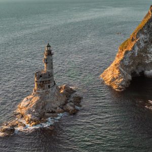 废弃灯塔阿尼瓦萨哈林岛俄罗斯鸟瞰图 (1)