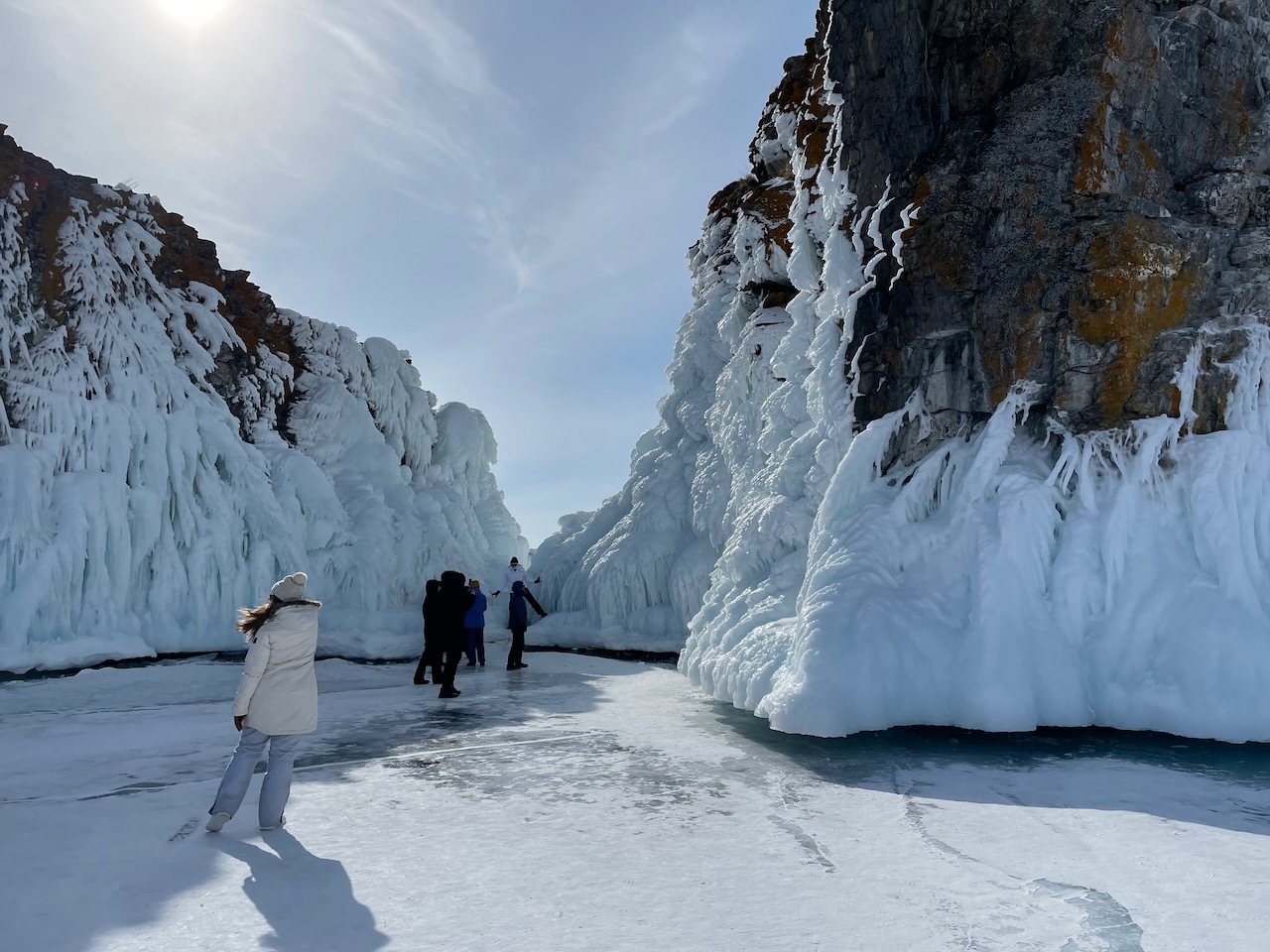 بايكال - كل شيء لك: كيف نجعل السفر على الجليد فريدًا